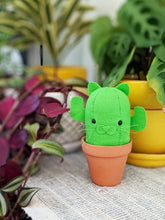 Load image into Gallery viewer, Catcus Hand-Stitching Felt Kit - CLEARANCE