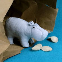 Load image into Gallery viewer, House Hippo Hand Stitching Felt KIT